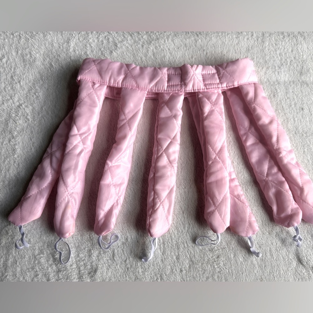 Pink heartless hairband curler